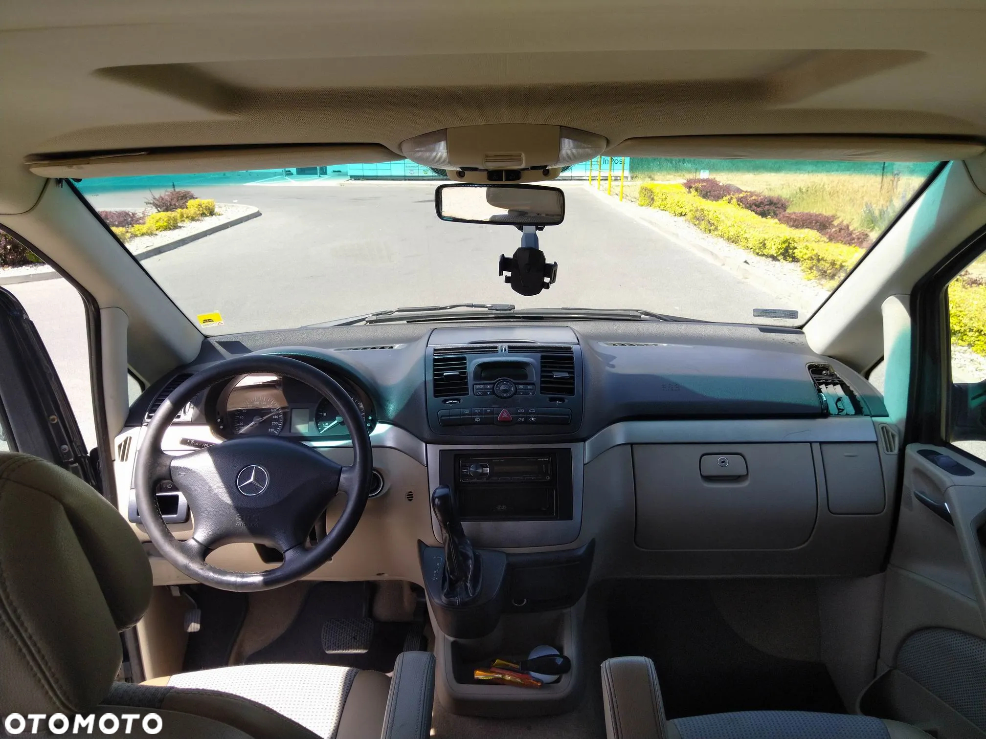 Mercedes-Benz Viano - 10