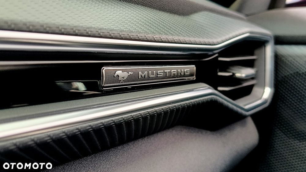 Ford Mustang 5.0 Ti-VCT V8 GT - 32