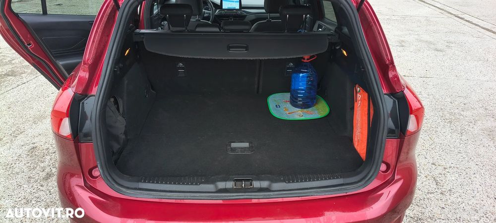 Ford Focus - 8