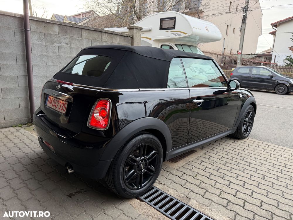 Mini Cooper Cabrio - 2