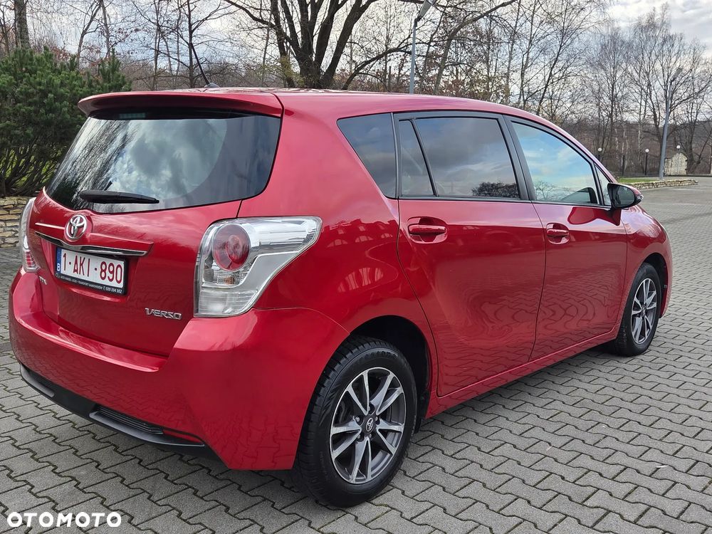 Toyota Verso 1.8 Premium MS - 10