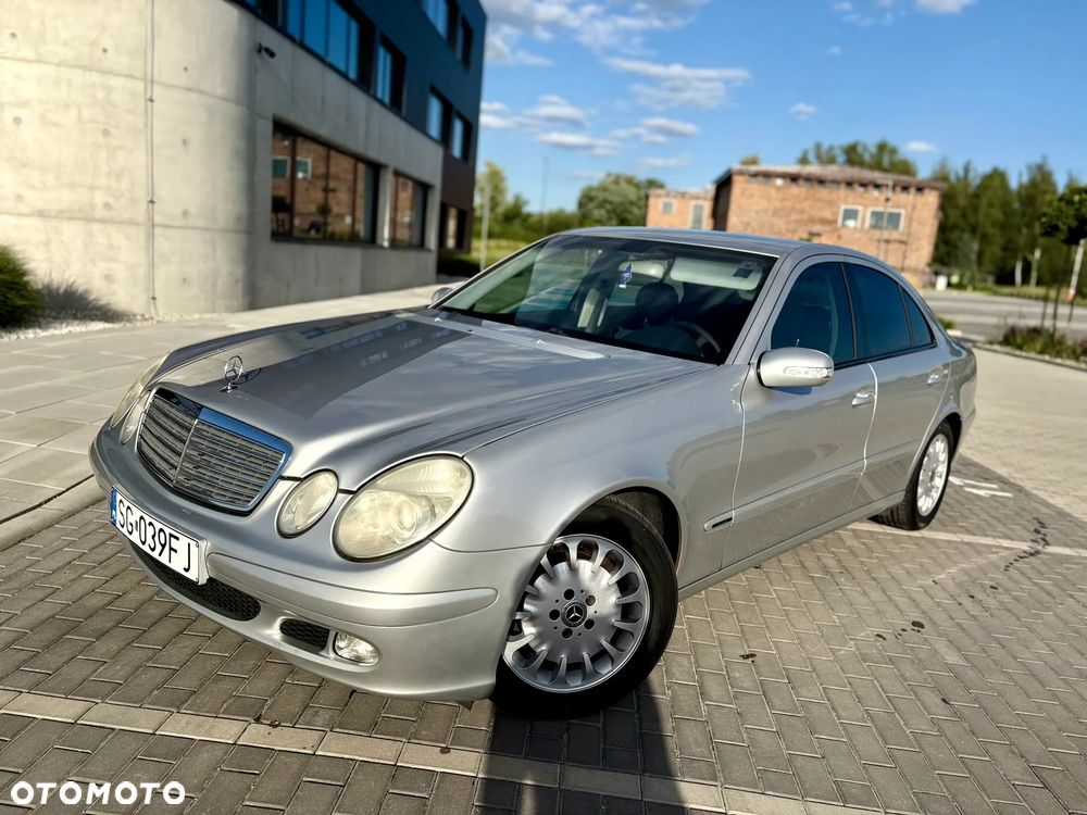 Mercedes-Benz Klasa E 200 CDI Classic DPF - 1