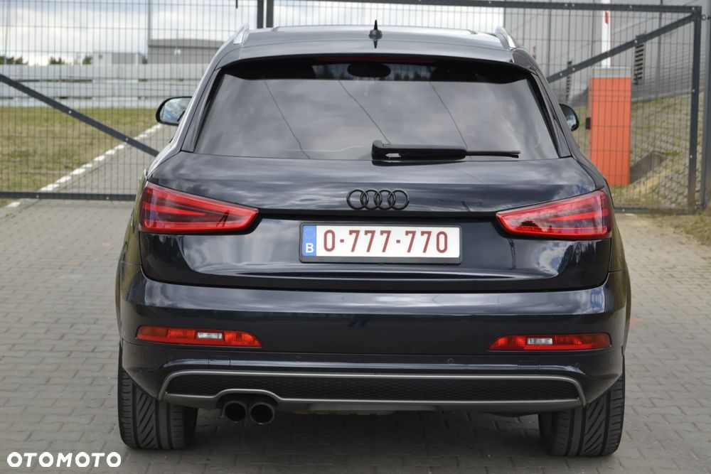 Audi Q3 - 18