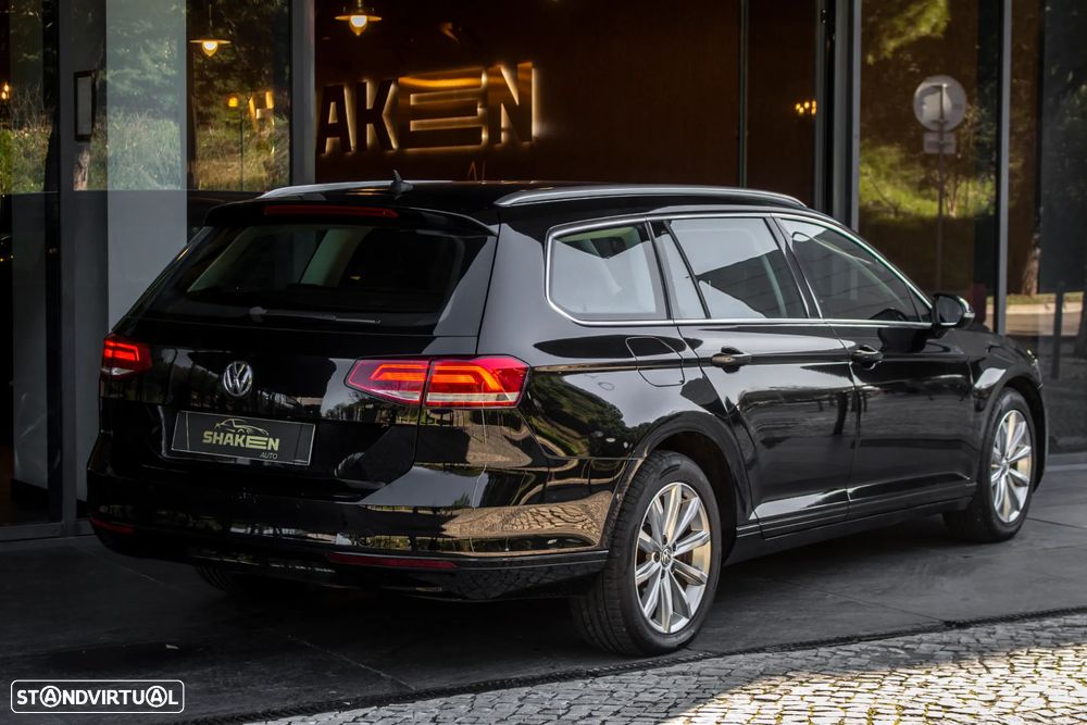 VW Passat Variant 1.6 TDI (BlueMotion ) DSG Comfortline - 4