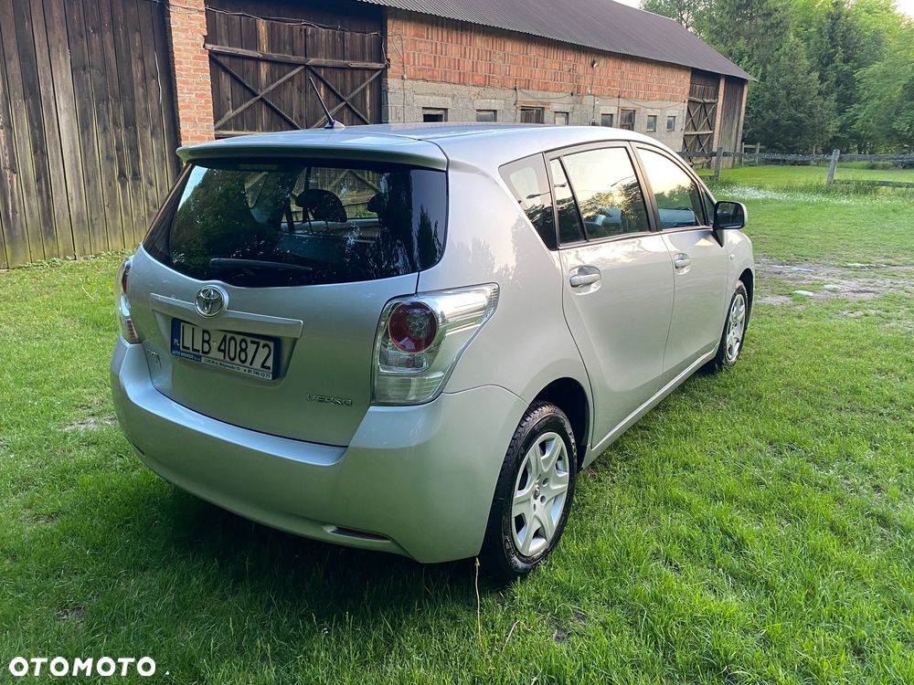 Toyota Verso 2.0 D-4D Luna - 9