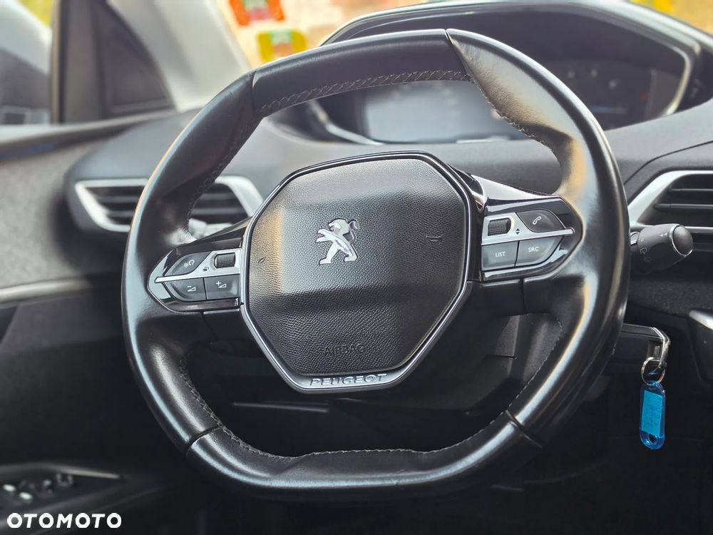 Peugeot 3008 - 29