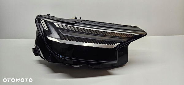 AUDI Q4 ETRON E-TRON FULL LED MATRIX REFLEKTOR PRAWY LAMPA PRAWA