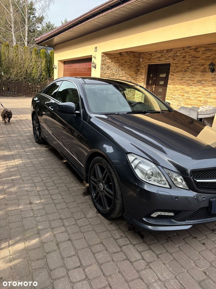 Mercedes-Benz Klasa E 500 7G-TRONIC Elegance - 1