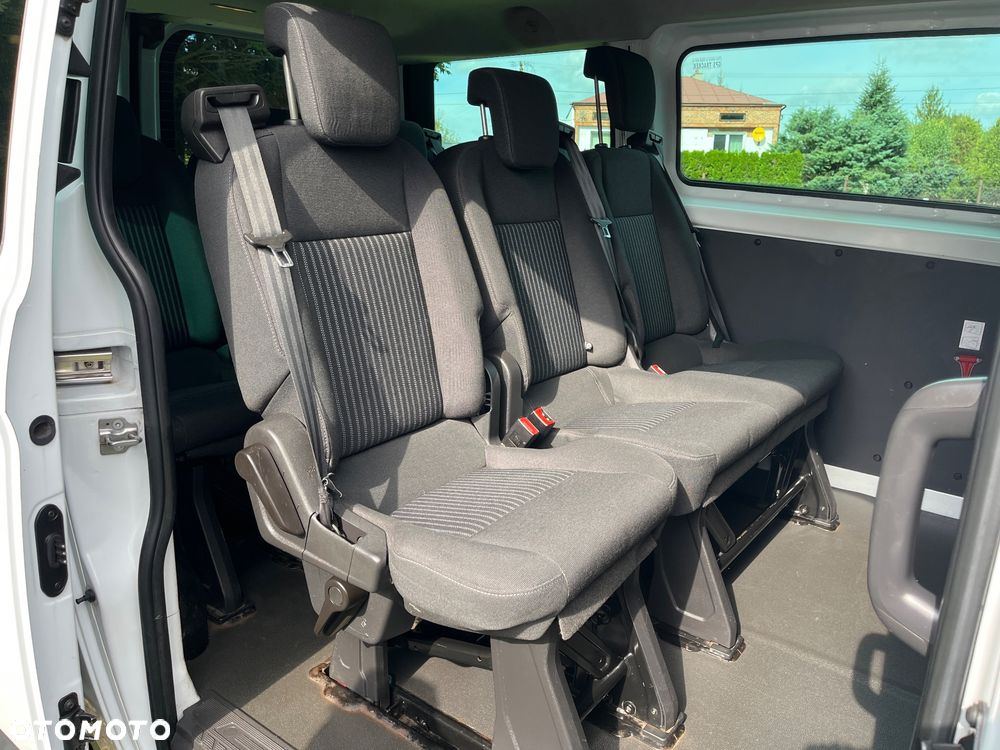 Ford Transit Custom - 32