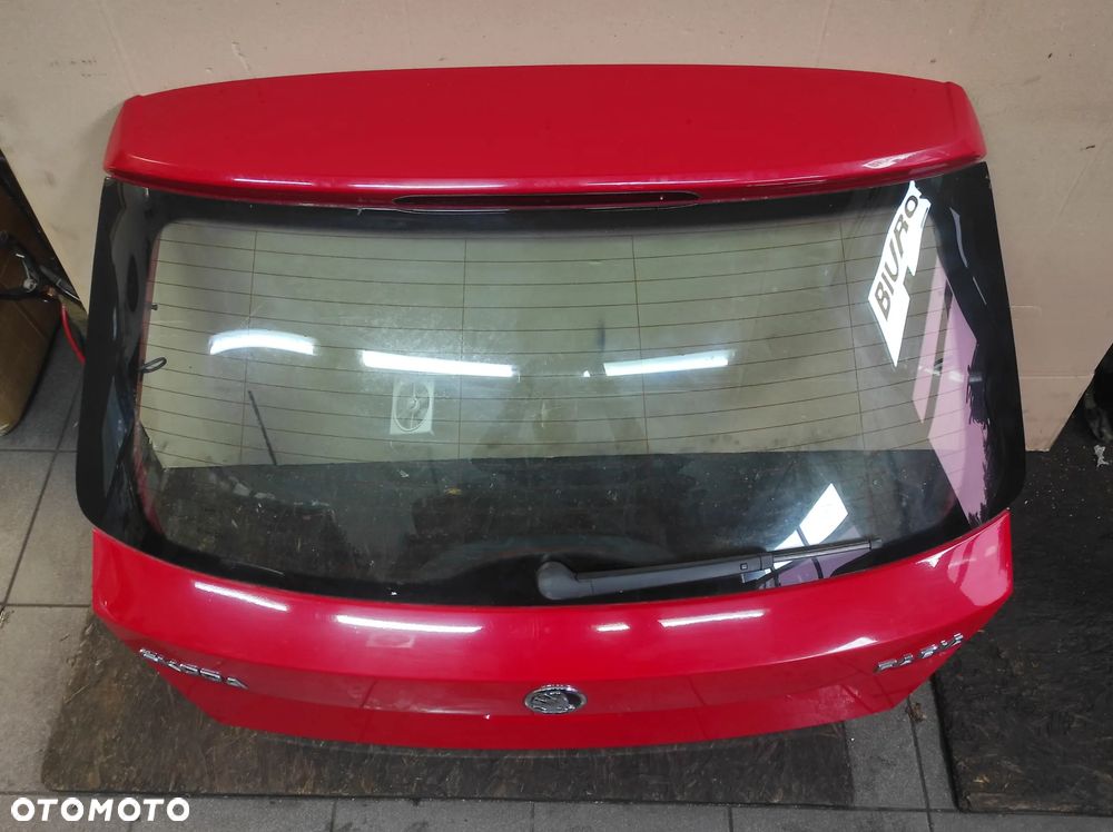 SKODA FABIA 3 HB KLAPA BAGAŻNIKA TYLNA SZYBA LF3K 8T8T CZERWONA KOMPLETNA WYSYŁKA !!!!! - 4