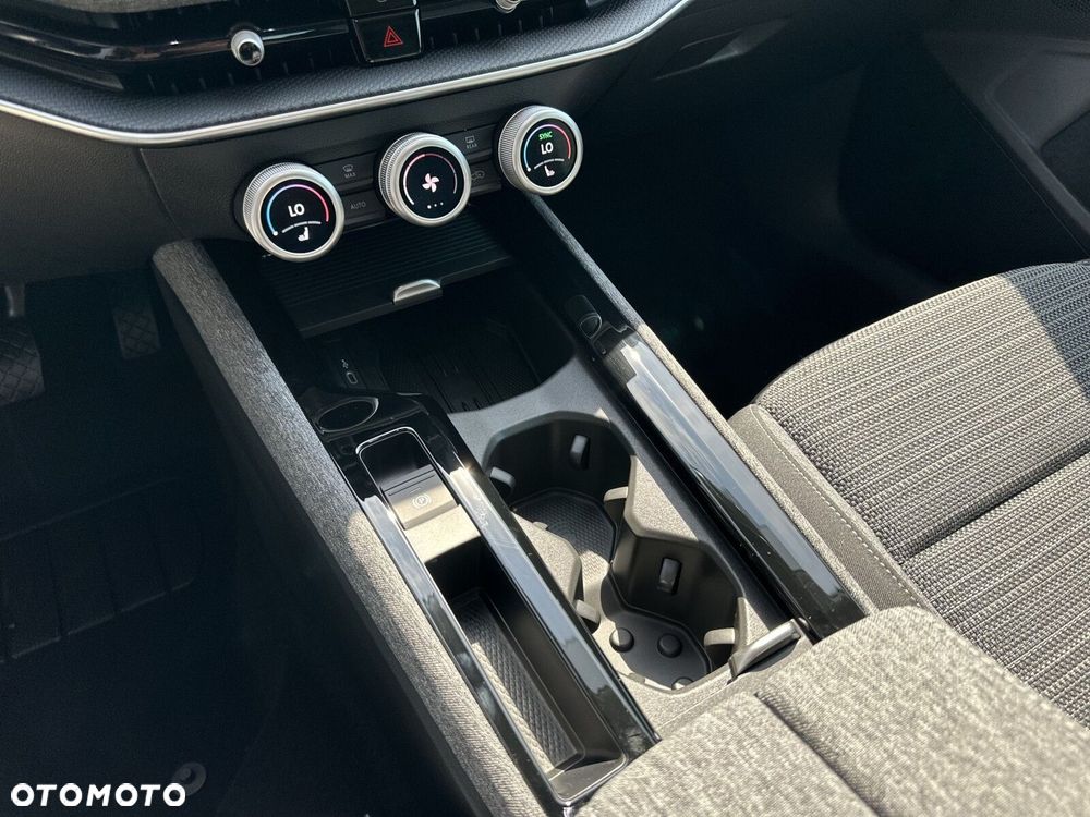 Skoda Superb 2.0 TDI SCR 4x4 Drive DSG - 18