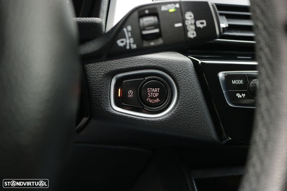 BMW 216 Active Tourer d Advantage - 36