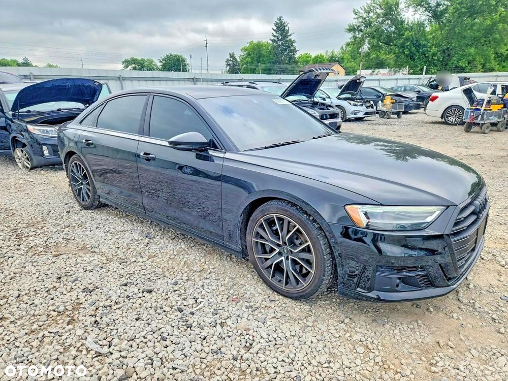 Audi A8 L 60 TFSI quattro tiptronic - 3