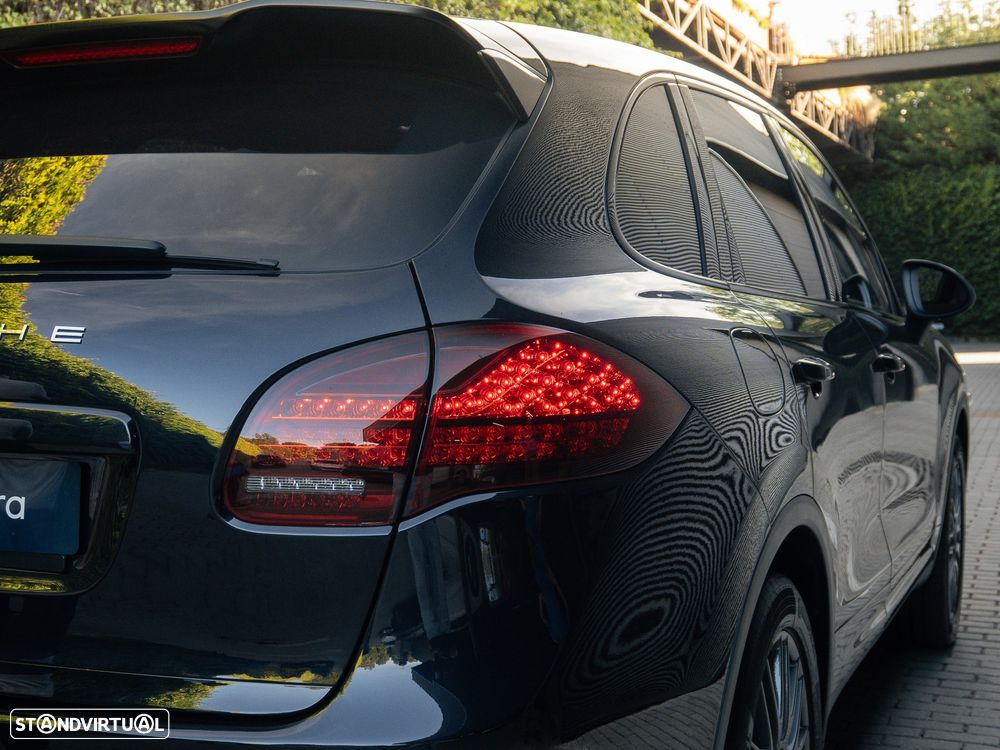 Porsche Cayenne S - 14