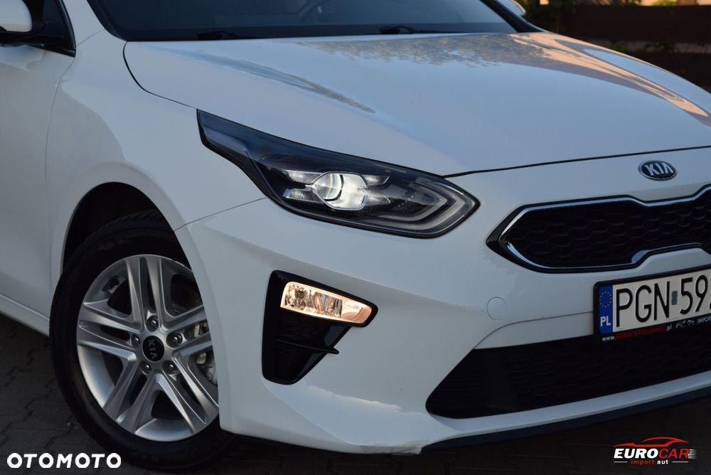 Kia Ceed 1.4 T-GDI L Business Line - 28