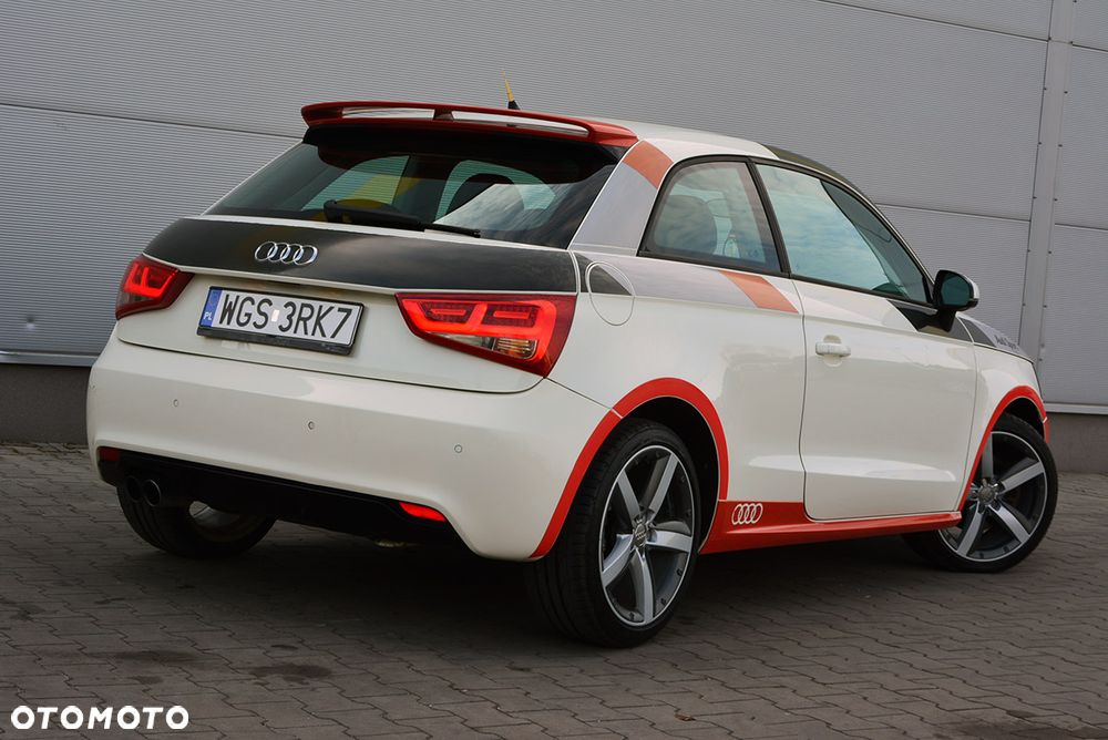 Audi A1 3-drzwiowe 1.4 TFSI S line Sportpaket - 32