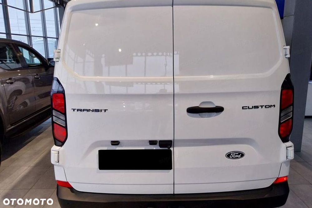 Ford Transit Custom 320 L2H1 Trend 2.0 136KM - 5