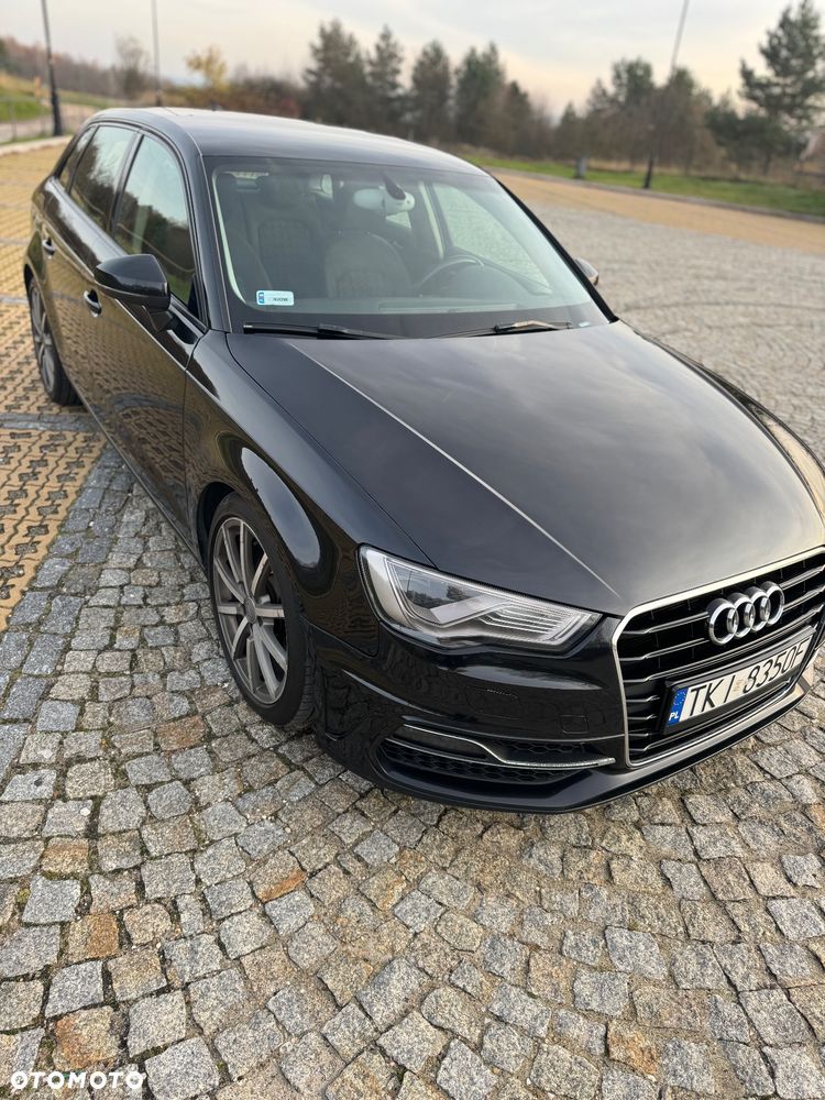 Audi A3 Sportback 1.6 TDI Ambiente S tronic - 2