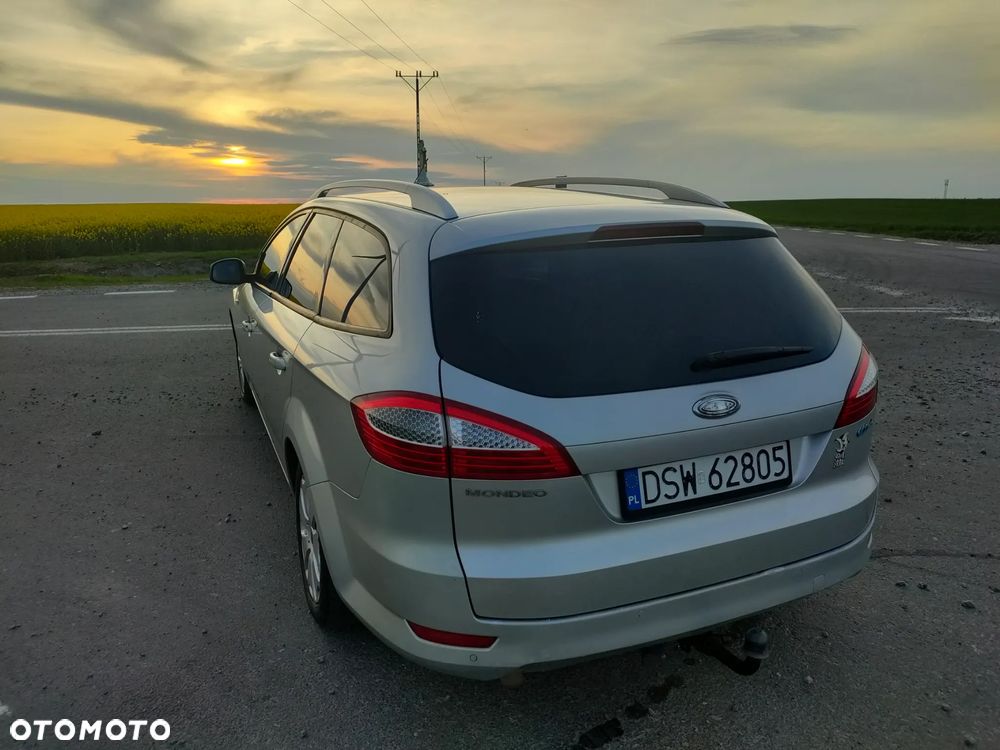 Ford Mondeo 2.0 TDCi EConetic Titanium - 4