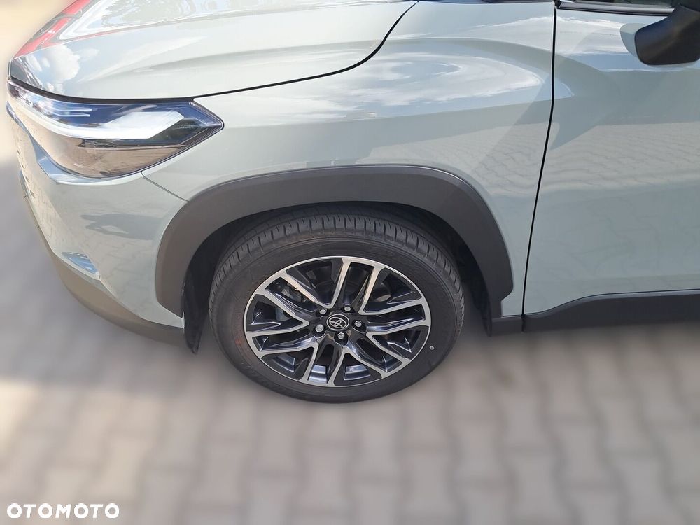 Toyota Corolla Cross - 11