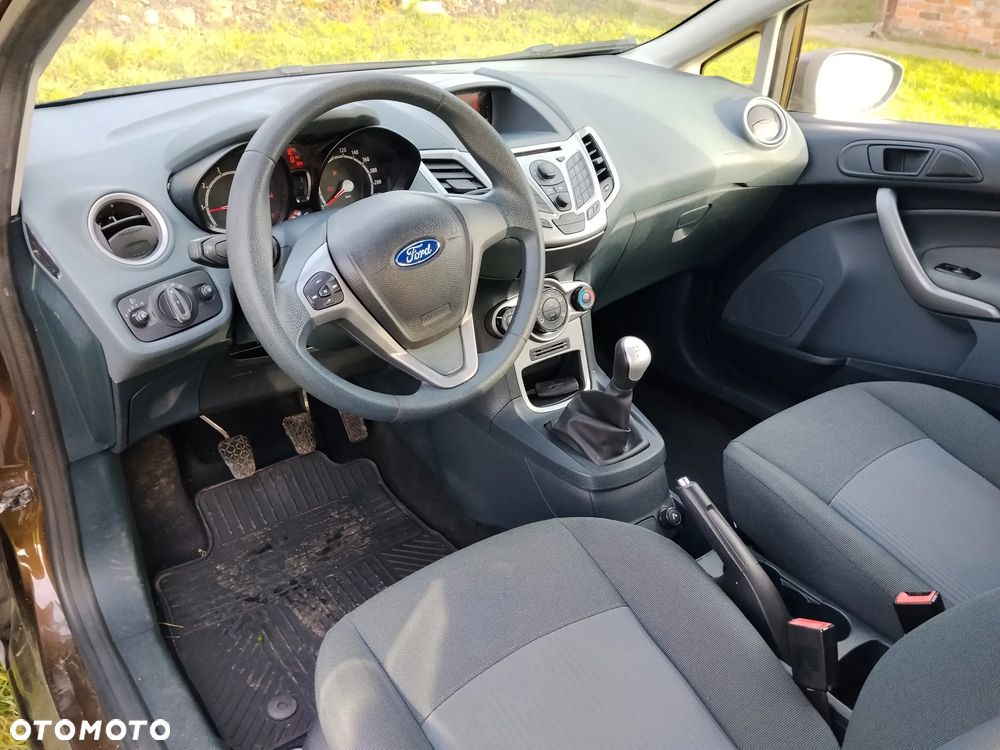 Ford Fiesta 1.25 Trend - 26