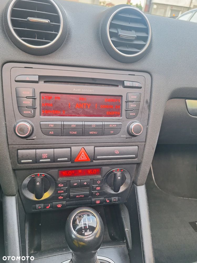 Audi A3 Sportback 1.6 Attraction - 4
