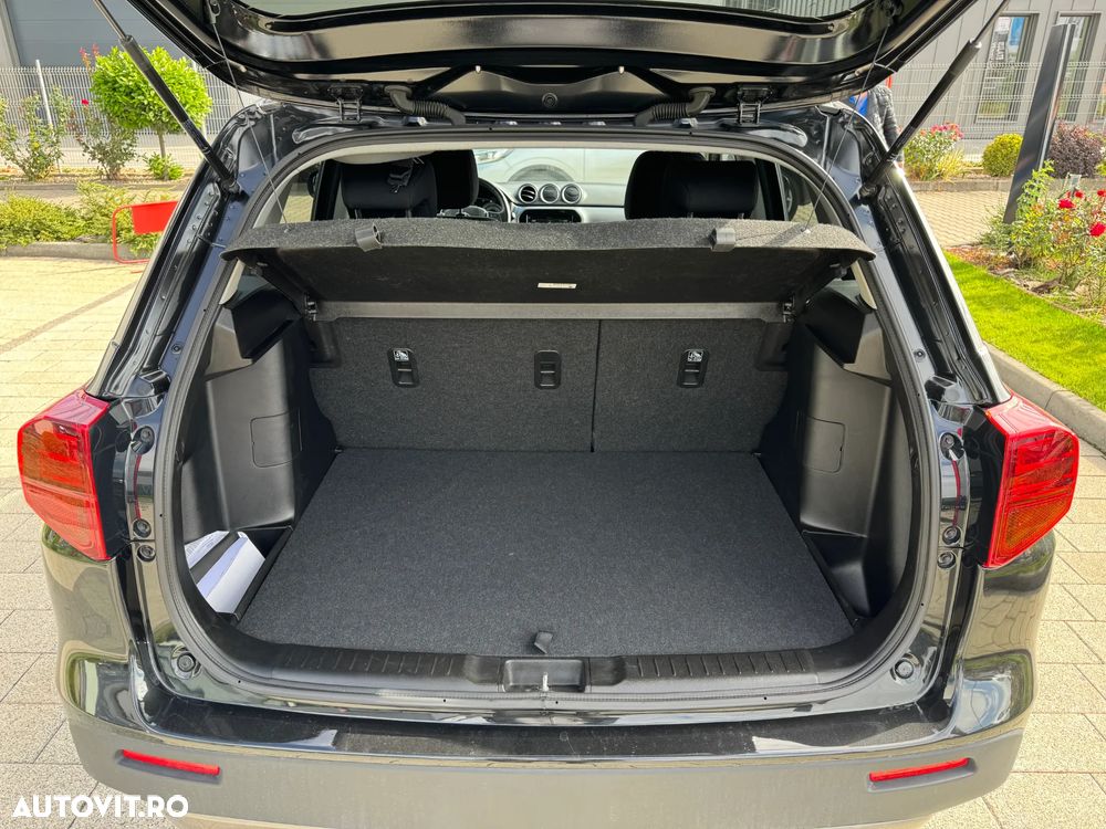 Suzuki Vitara 1.4 Boosterjet AllGrip MHEV Passion - 23