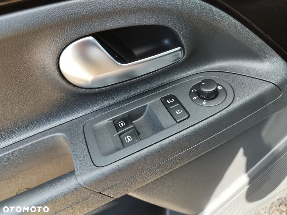 Volkswagen up! club - 19