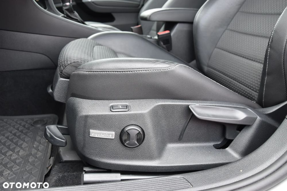 Volkswagen Golf 1.4 TSI (BlueMotion Technology) DSG Comfortline - 24