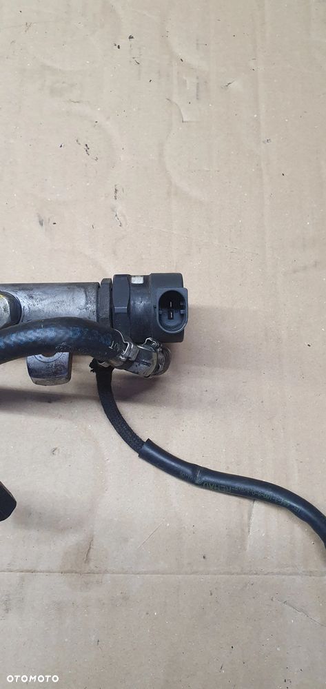 Listwa wtryskowa Mercedes A-Klasa W169 2.0 CDI A6110780449 A6400701295 - 6