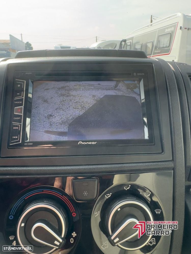 Rapido Serie 6F 696 FF Premium c.central e basculante - 53