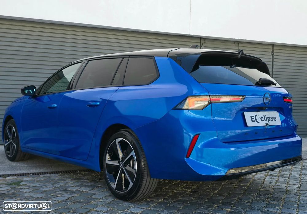 Opel Astra Caravan - 6