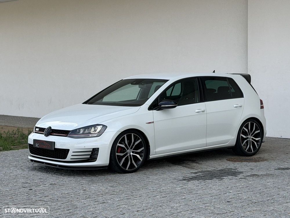 VW Golf 2.0 TSi GTi DSG - 1