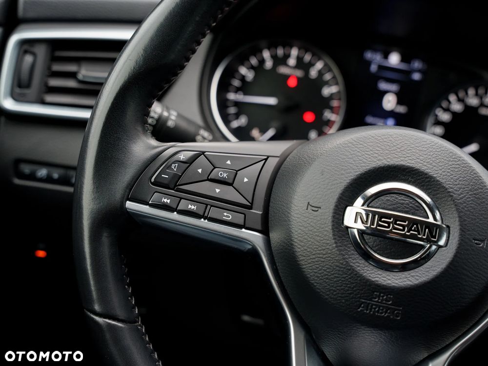 Nissan Qashqai 1.2 DIG-T N-Connecta Xtronic - 35