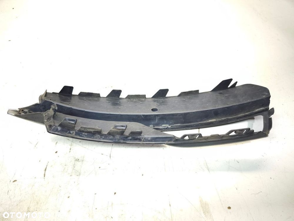 KRATKA ATRAPA ZDERZAKA LEWA AUDI A3 8V S LINE 8V3807681G 1/25 - 7