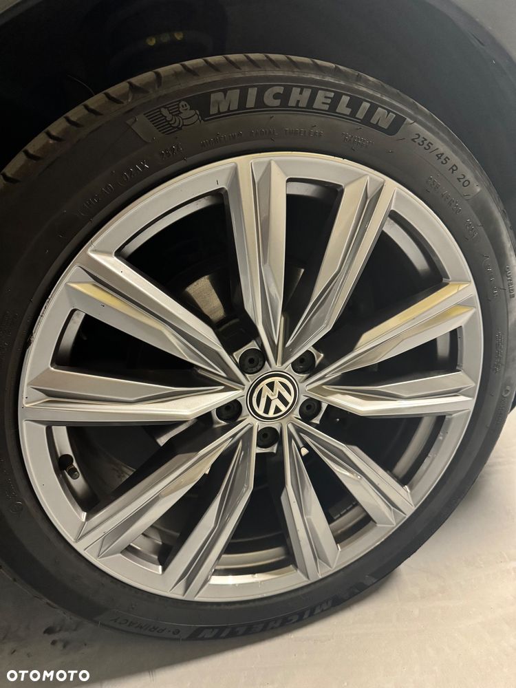 Volkswagen Tiguan - 35
