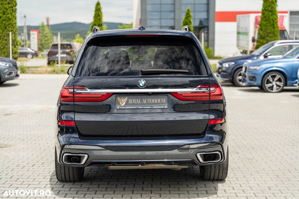 BMW X7 - 11