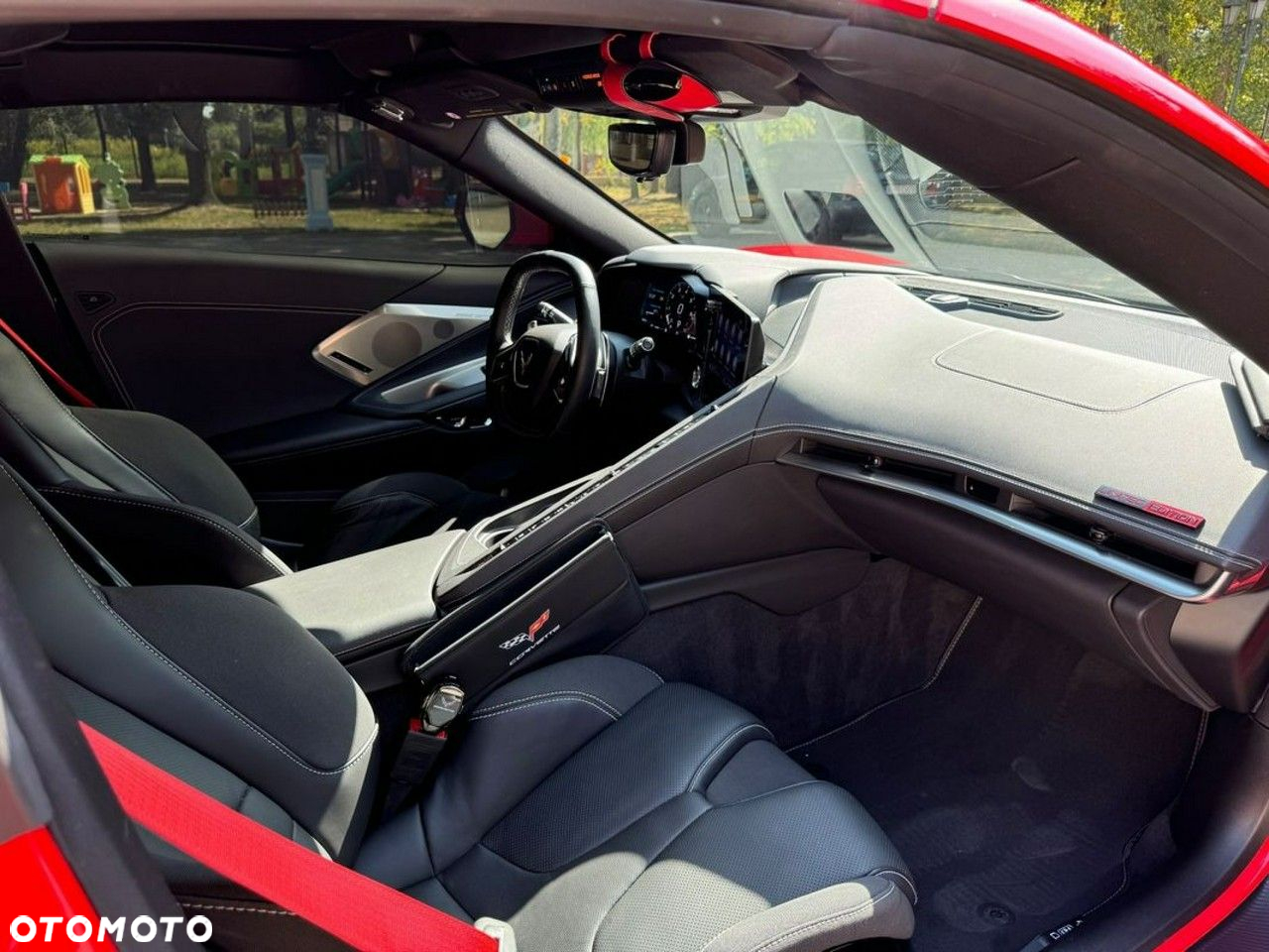 Chevrolet Corvette - 28