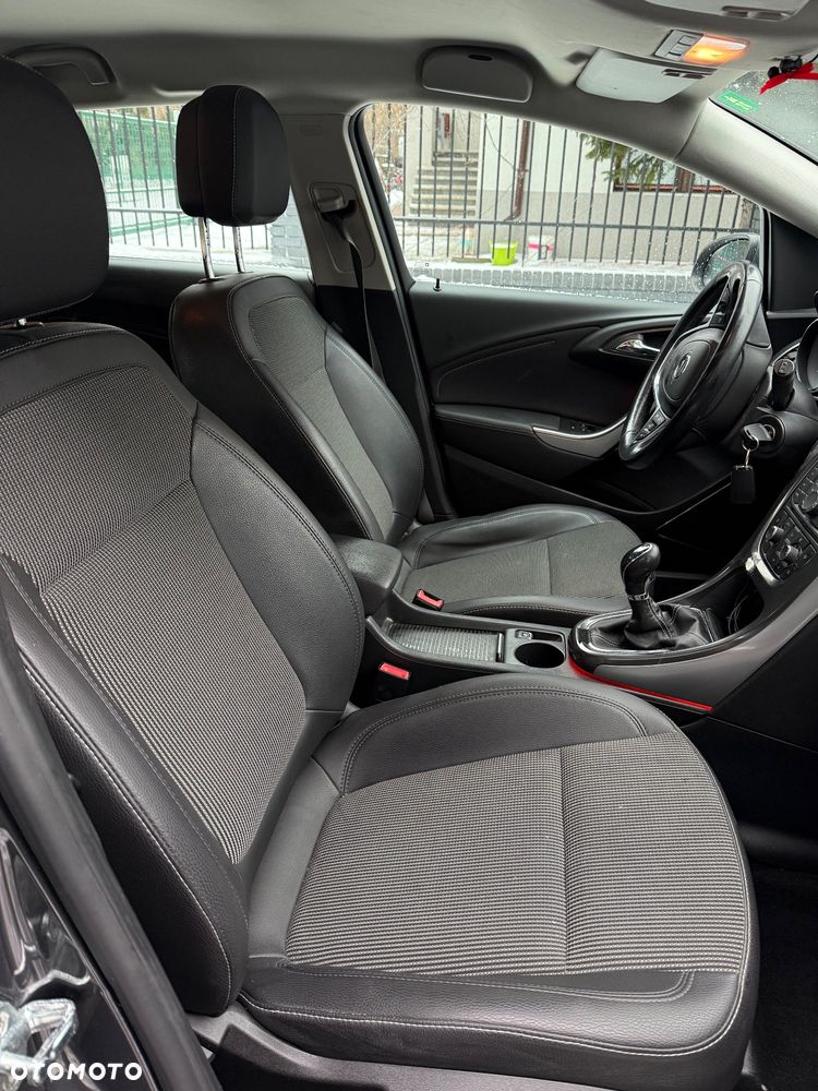 Opel Astra 1.4 T Cosmo - 20