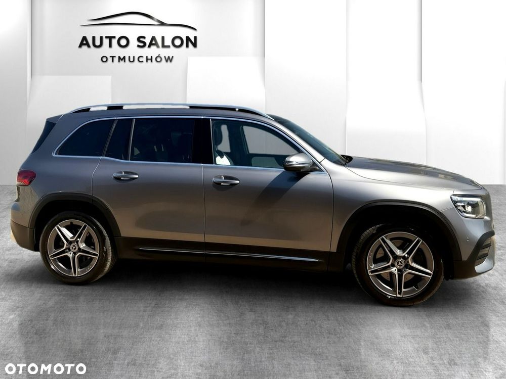 Mercedes-Benz GLB - 4