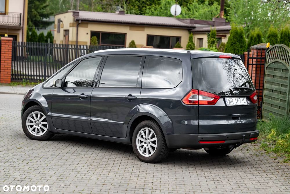 Ford Galaxy 2.0 TDCi Ghia - 13