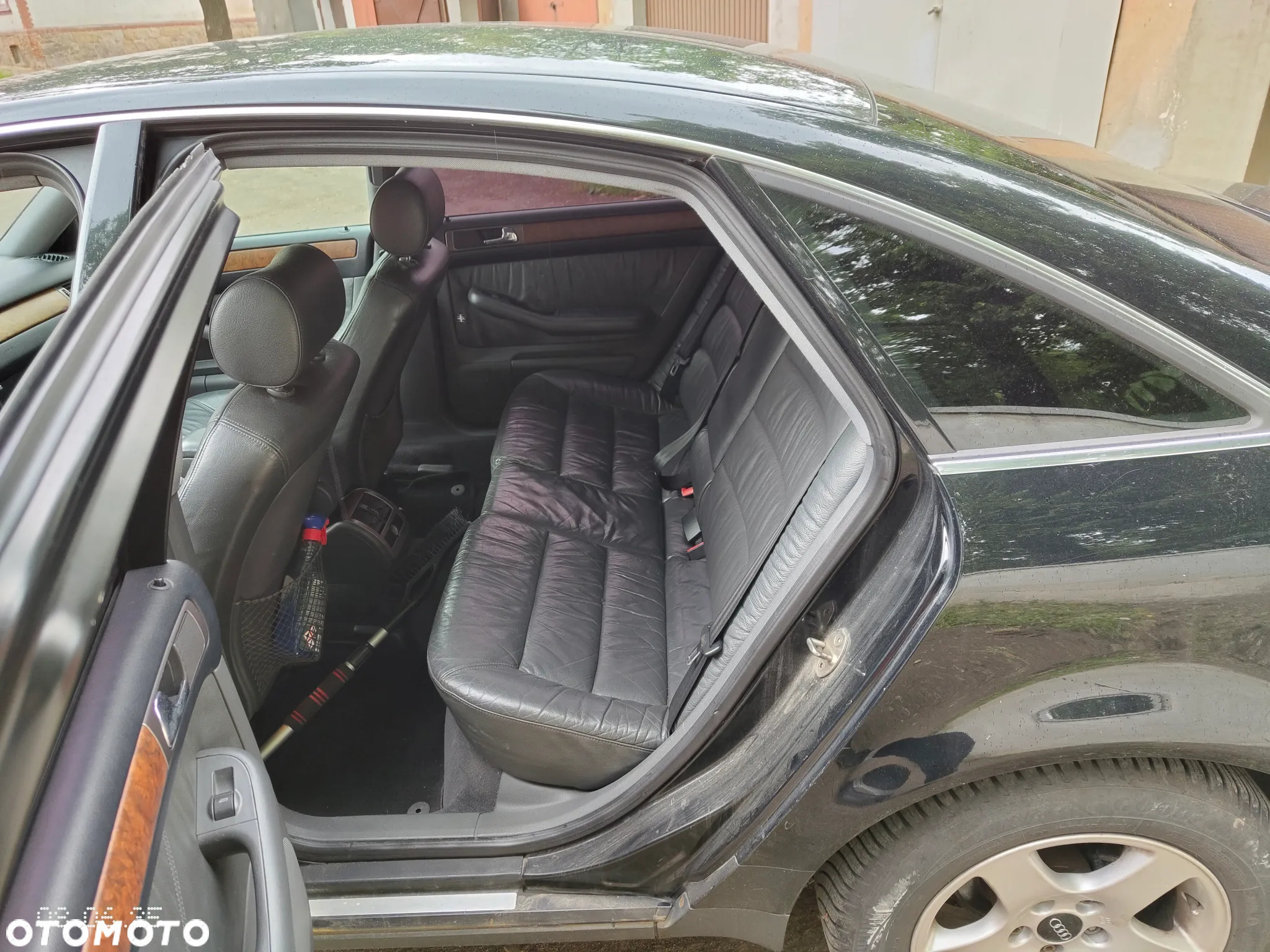 Audi A6 2.4 - 11