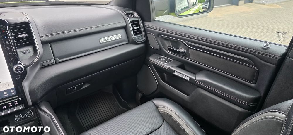 RAM 1500 5.7 Crew Cab Rebel - 23