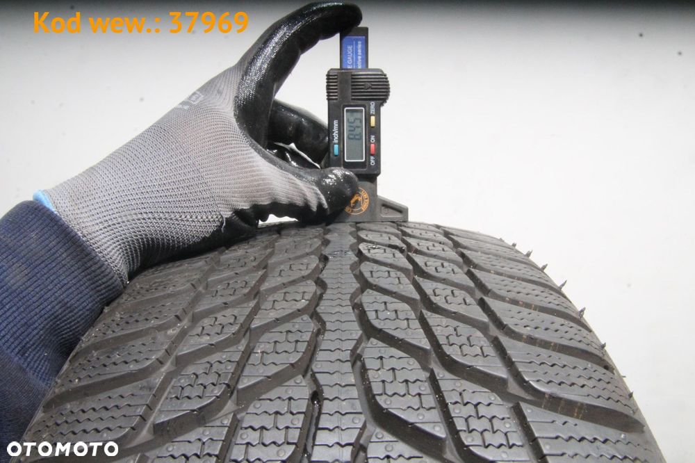 Bridgestone Blizzak LM-32S - 225/40 R18 - 2