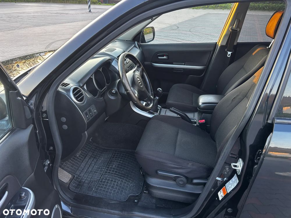 Suzuki Grand Vitara 2.4 Premium EU5 - 16