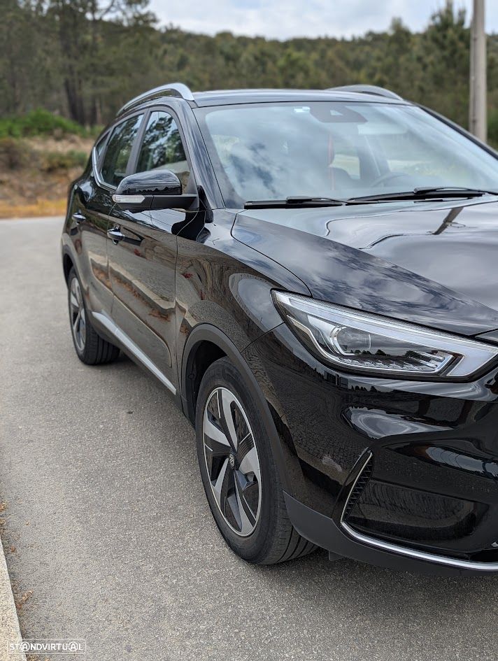 MG ZS EV 72.6 kWh Luxury - 6