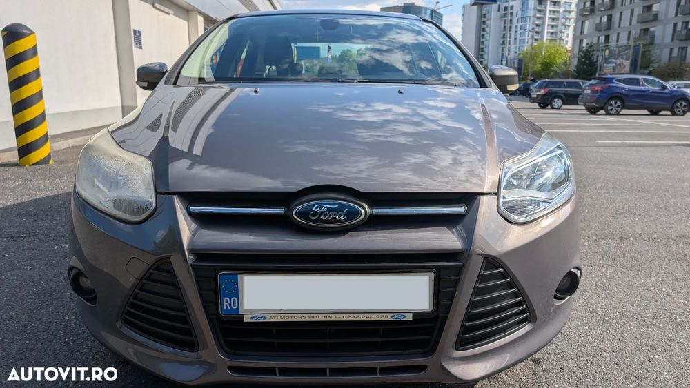 Ford Focus 1.6 Ti-VCT Titanium - 2