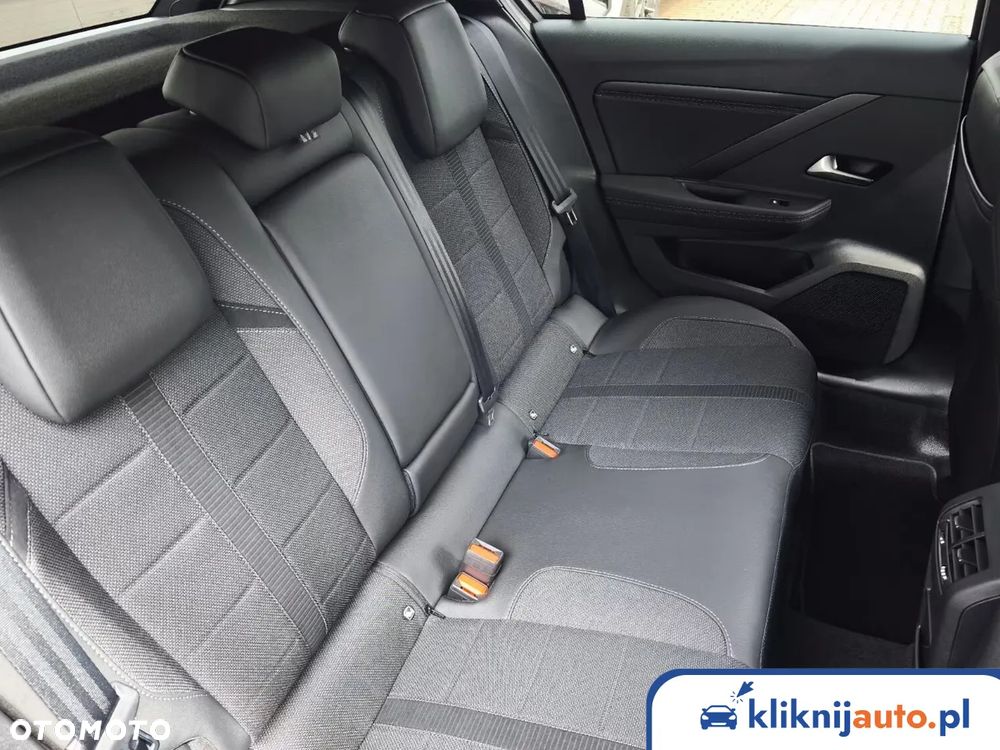 Opel Astra 1.2 T mHEV GS eDTC - 10