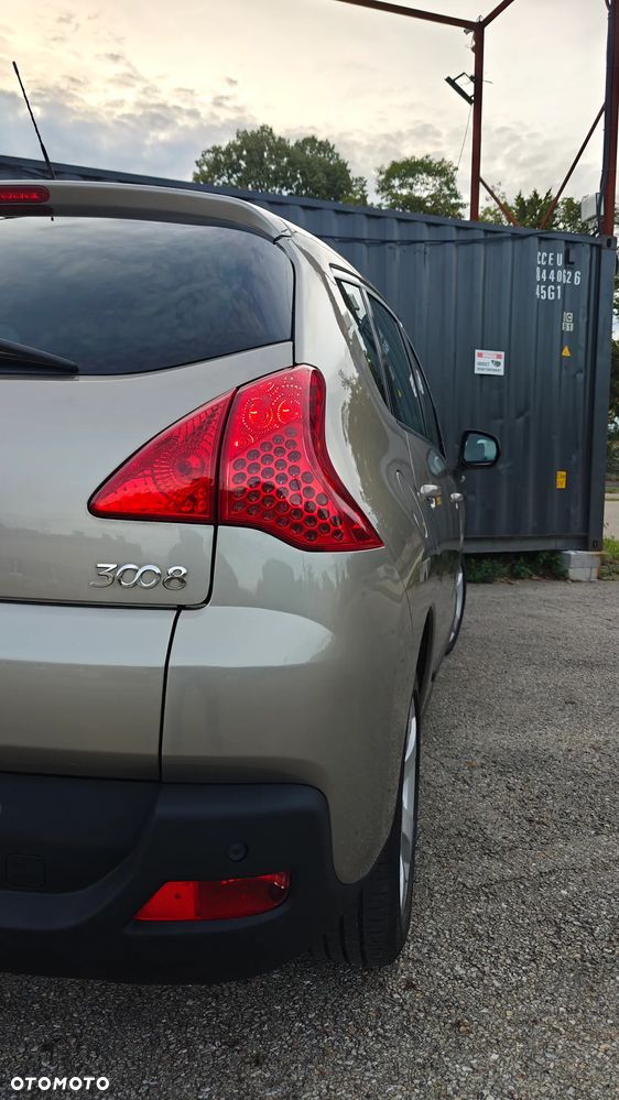 Peugeot 3008 1.6 Active - 22
