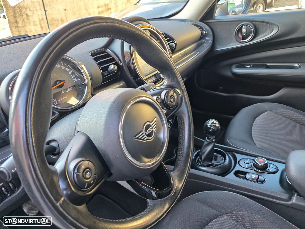 MINI Clubman One D Blackyard - 8